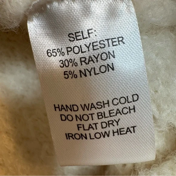 Vici Lost Without You Fuzzy Cropped Sweater With Balloon Sleeves Size X-Small - Picture 6 of 6